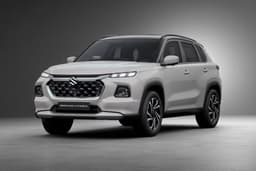 Maruti Suzuki Grand Vitara Color Midnight Black Arctic White (dual Tone) Maruti Suzuki Grand Vitara Color Midnight Black Arctic White (dual Tone)